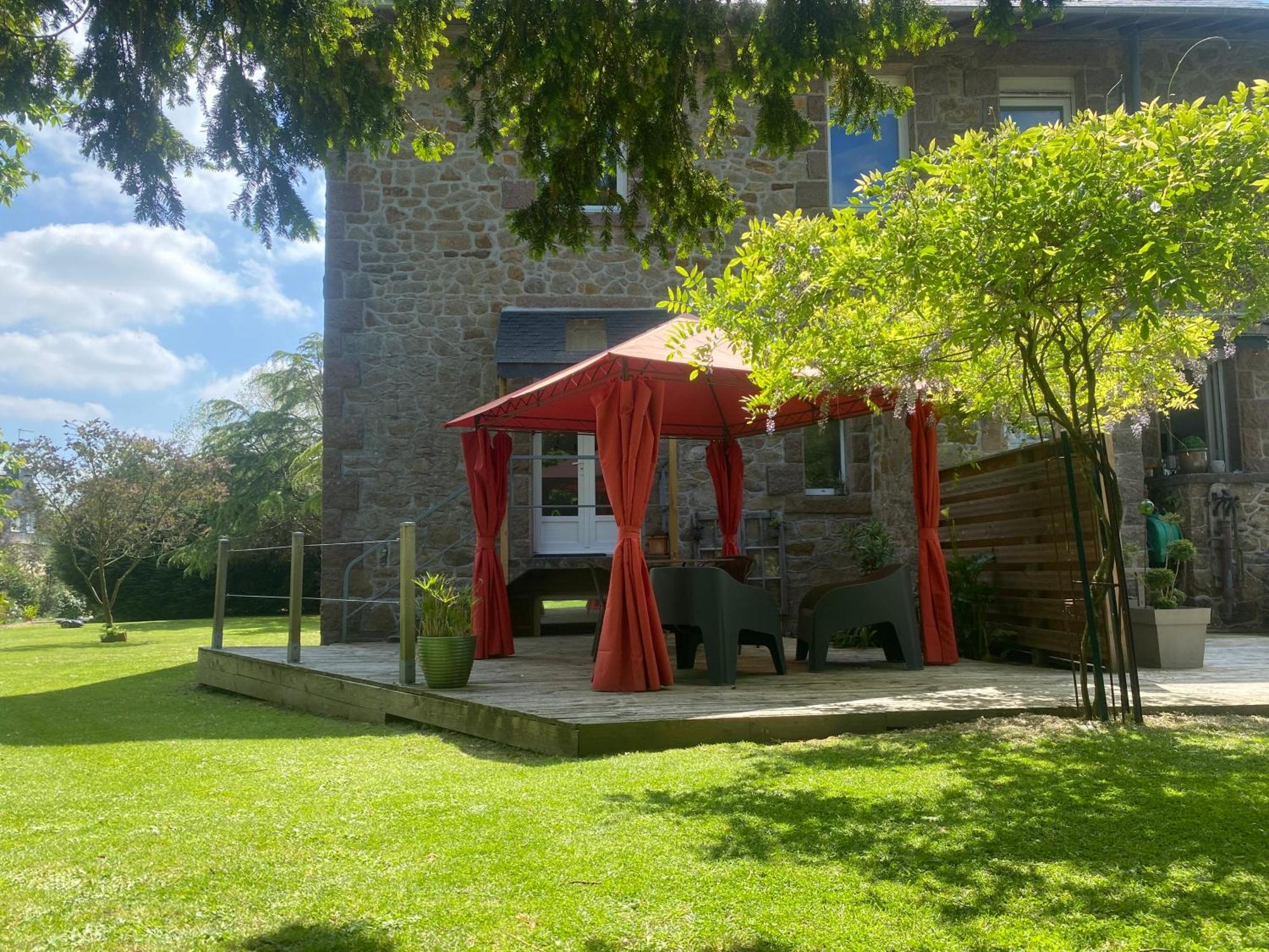Jolie chambre d'hôte la Jackal Ploubezre Exterior foto